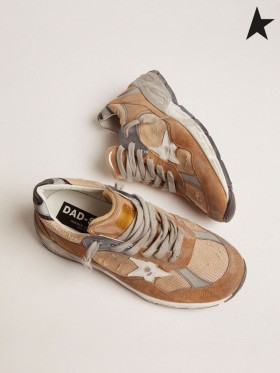 Buty do biegania Golden Goose Dad-Star z siatki i zamszu tytoniu kolory z białej skórzanej gwiazdką i czarną skórzaną stroikiem na obcasie czerwony, biały, czarny