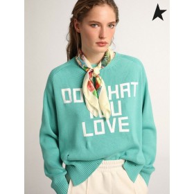Sweter Golden Goose mięta zielony z kolekcji Journey z okrągłym dekoltem i zużyta, wykończenia i białym napisem mint green