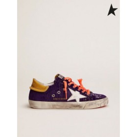 Buty do biegania Golden Goose Super-Star LAB z fioletowego aksamitu z PVC-stroikiem na obcasie w kolorze fioletu