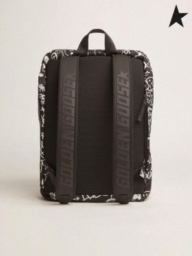 Zlatá Hus Cesty batoh v čierny nylon s kontrastnými bielymi dekoráciami
