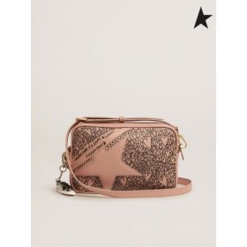 황금알을 낳는 거위 누드 스타의 망치 가죽으로 사랑을 테마로 한 디자인에 빨간색 검은 골드 색상