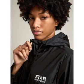 황금알을 낳는 거위 검은색 스포츠 용 재킷의 일종