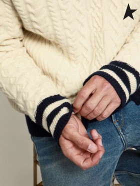 Džemper Golden Goose White Journey collection Devon s kontrastnim plavim detaljima Bež-bijela