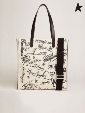 Golden Goose Vit North-South California Väska med kontrasterande svart graffiti ut vit