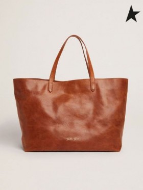 Golden Goose Tan-färgade Pasadena Väska med guld-logotyp på framsidan brun