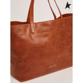 Golden Goose Tan-färgade Pasadena Väska med guld-logotyp på framsidan brun