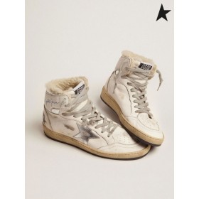 أوزة ذهبية السماء نجوم حذاء رياضة مع التوقيع على الكاحل و shearling بطانة بيضاء