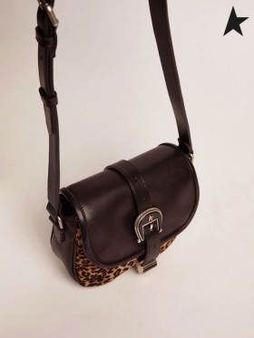 Golden Goose Kleine Rodeo Tas in zwart leder en een luipaard print pony huid zwart