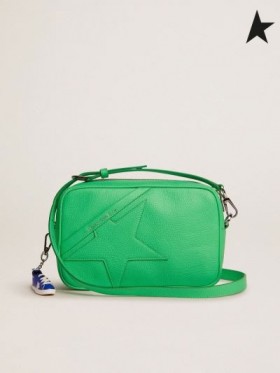 Golden Goose Star Bag in fluorescerend groen gehamerd leer met toon-op-toon sterren Fluorescerend groen