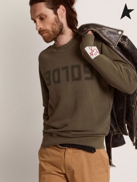 Golden Goose Or de la collection de sweat-shirt avec le logo en vert olive avec une détresse traitement vert Olive